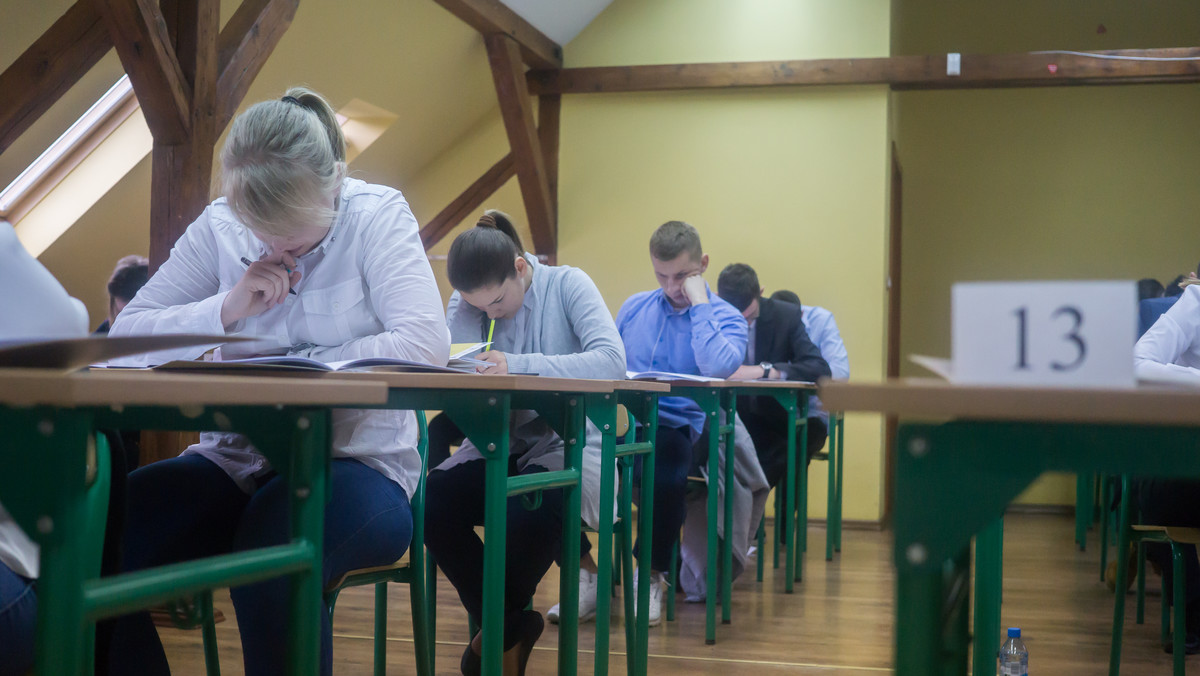 Ministerstwo Edukacji Narodowej w trakcie opracowywania istotnych zmian w egzaminie maturalnym. Prace trwają nad projektem.