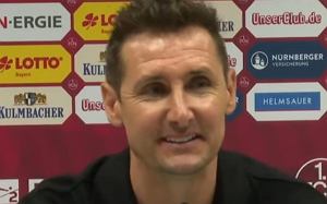 Miroslav Klose zostaje trenerem w zasłużonym klubie na zakręcie