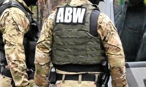 Biuro RPO zaniepokojone doniesieniami o możliwych "torturach" wobec ks. Olszewskiego - rozpoczęto kontrole w ABW i policji