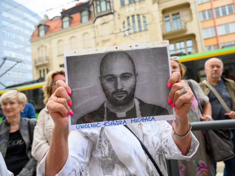 Serce Sercanów wydało oświadczenie na temat zdrowia księdza Olszewskiego: Objawia się u niego symptomy człowieka uwiezione.