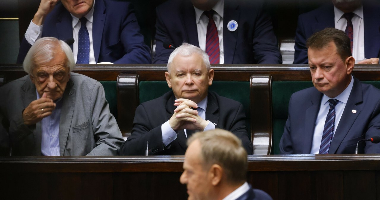 Kaczyński i Tusk w poszukiwaniu prezydenta: Trudne wybory