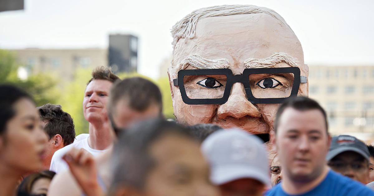 Jak Warren Buffett radzi, by stać się wybitnym inwestorem