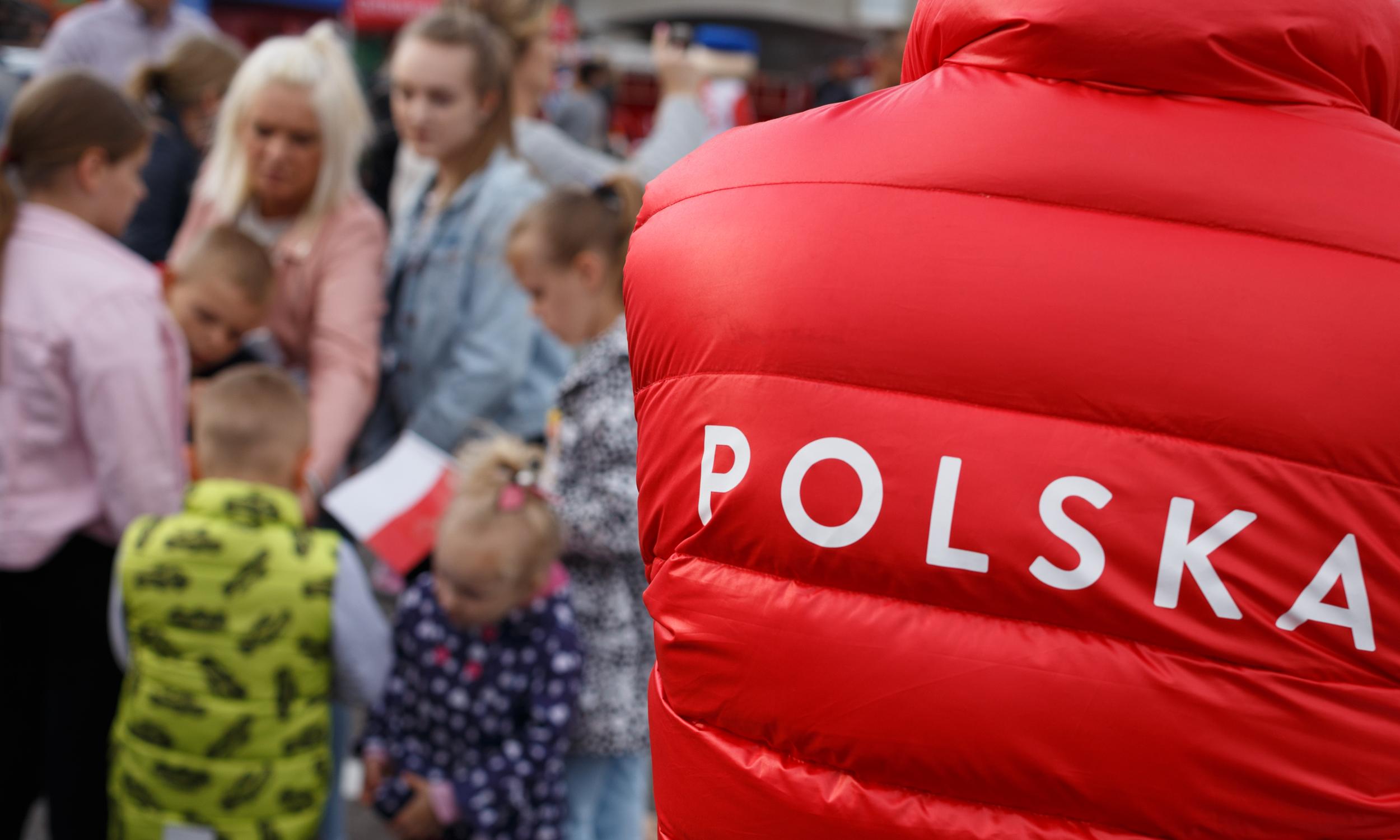 Rosnące obawy Polaków o finanse: niemal 30 proc. przewiduje spadek poziomu życia w najbliższym roku